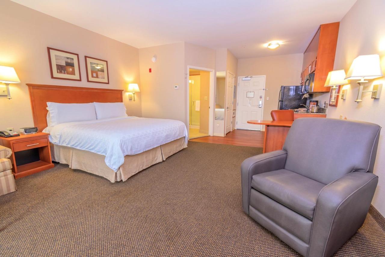 Candlewood Suites Houston I-10 East, An Ihg Hotel Room photo